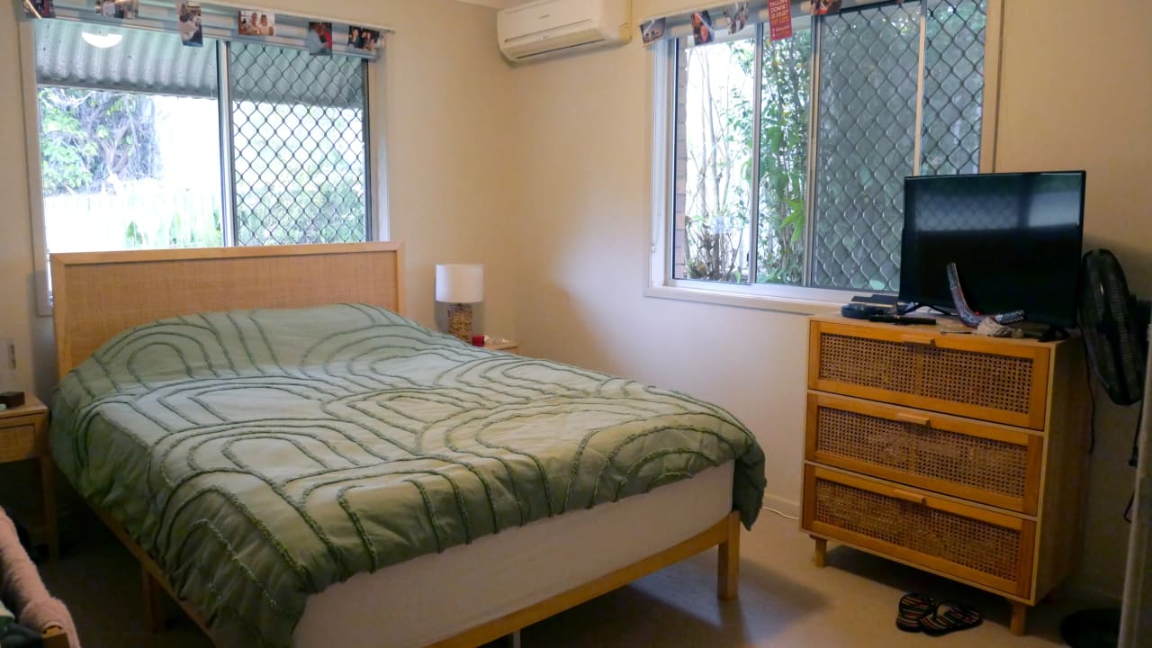 Unfurnished room in a share house