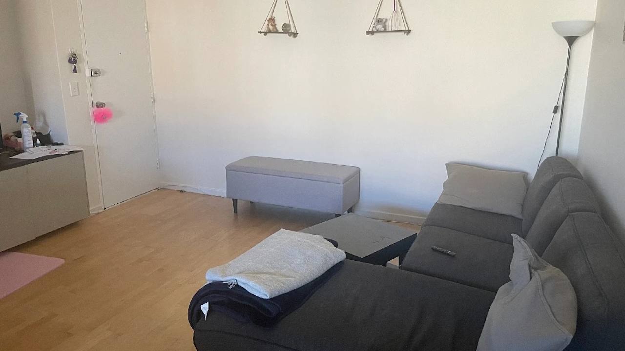 Whole property with 2 rooms for rent