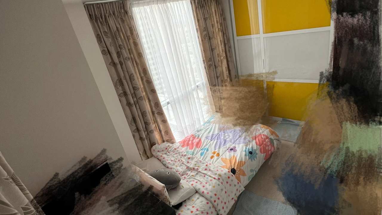 Furnished room in a flatshare