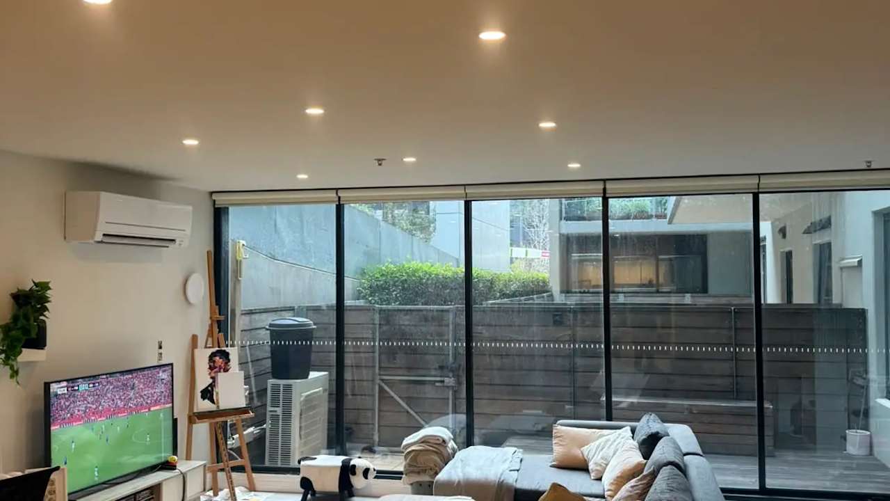 Furnished room in a flatshare