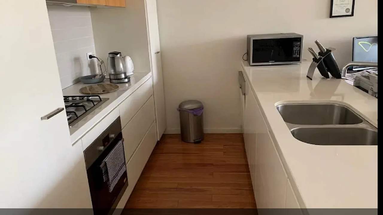 Unfurnished room with own bathroom