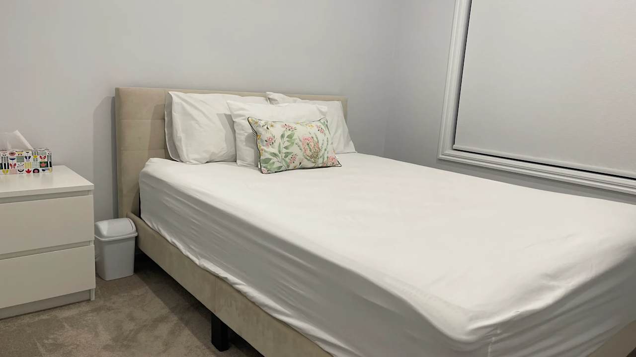 Furnished room with own bathroom