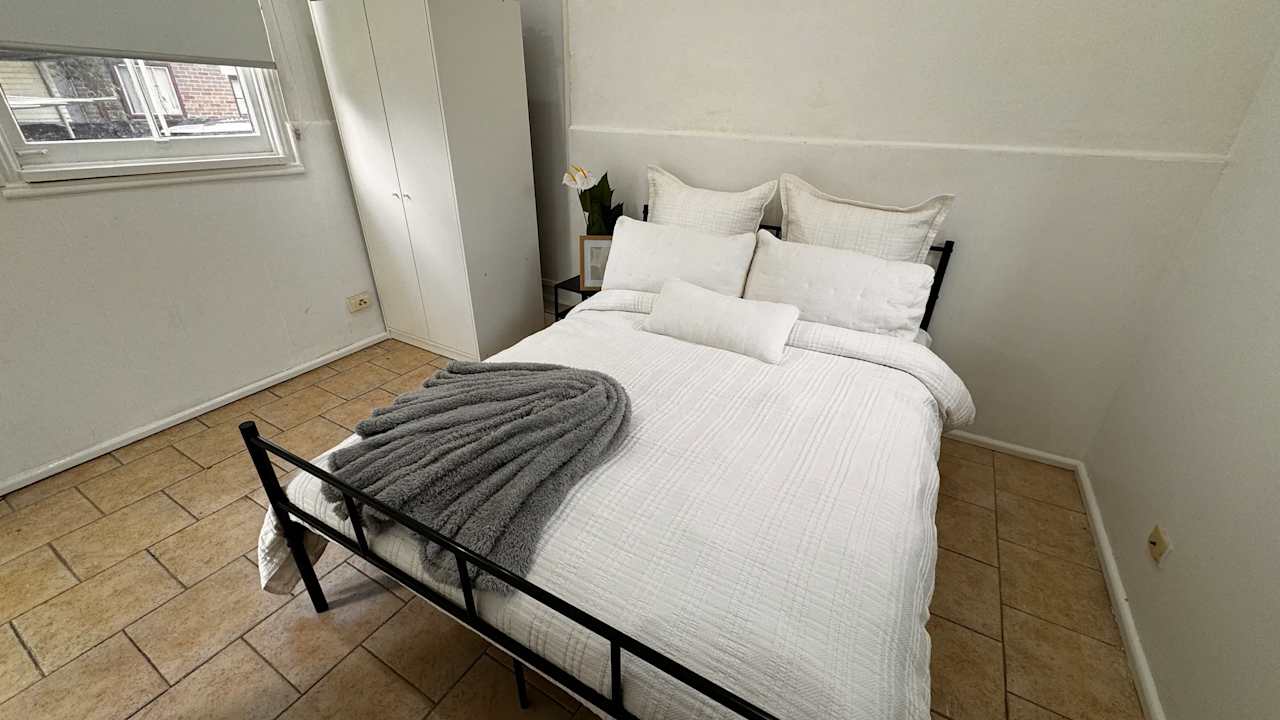 Furnished room granny flat for rent