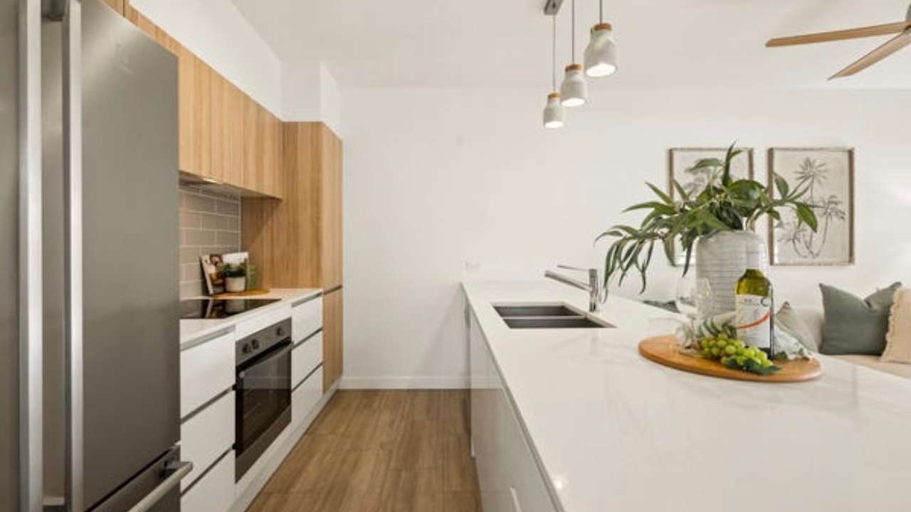 Unfurnished room with own bathroom