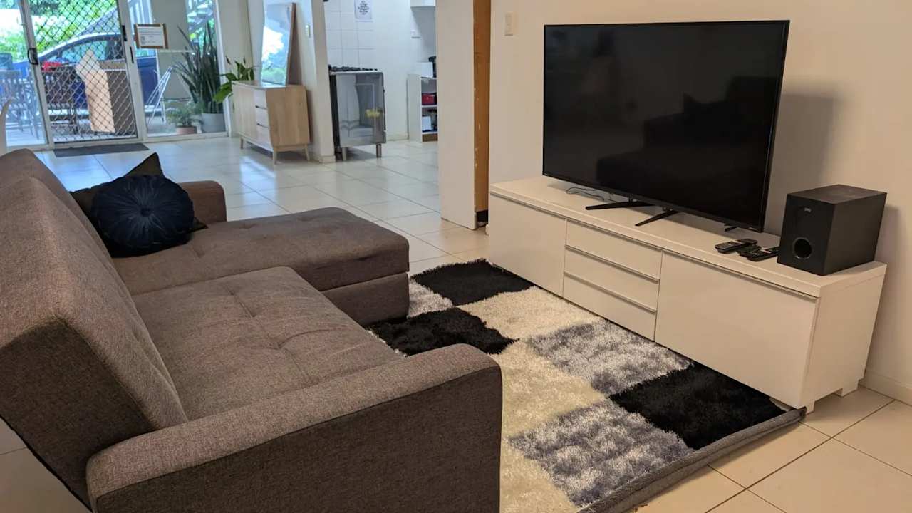 Room in a share house