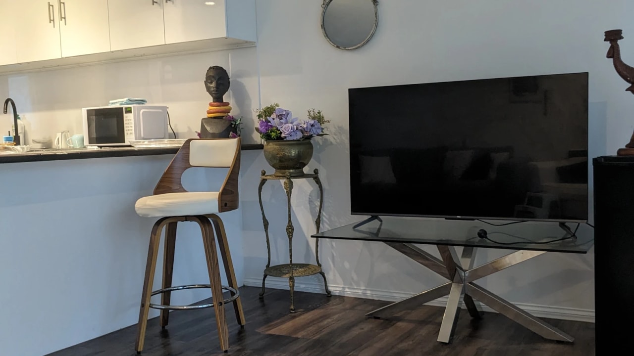 Furnished room in a flatshare