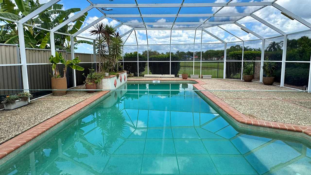 Furnished room with ensuite in a share house