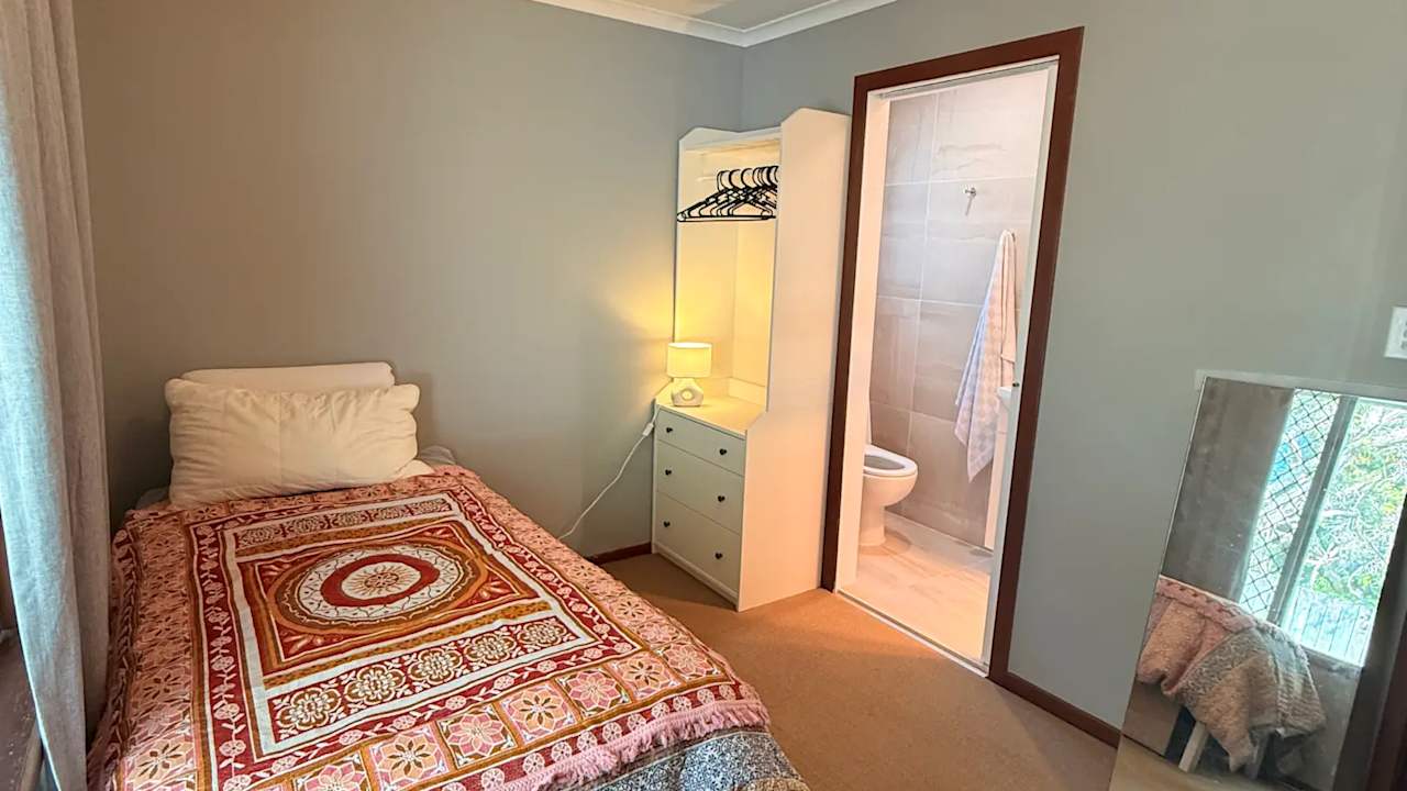 Room with ensuite in a share house