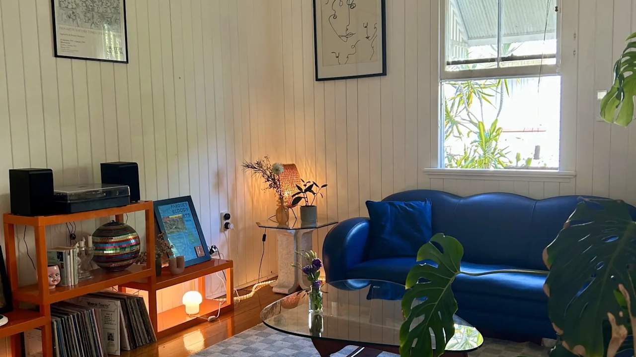 Room in a share house