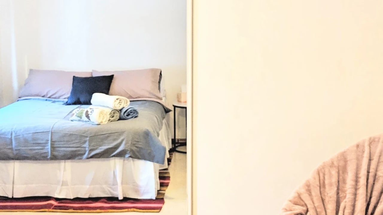 Whole property with 2 rooms for rent