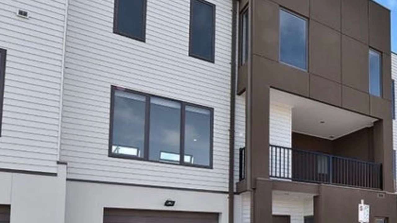 Room in a share house