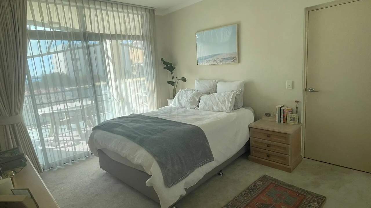 Furnished room with own bathroom