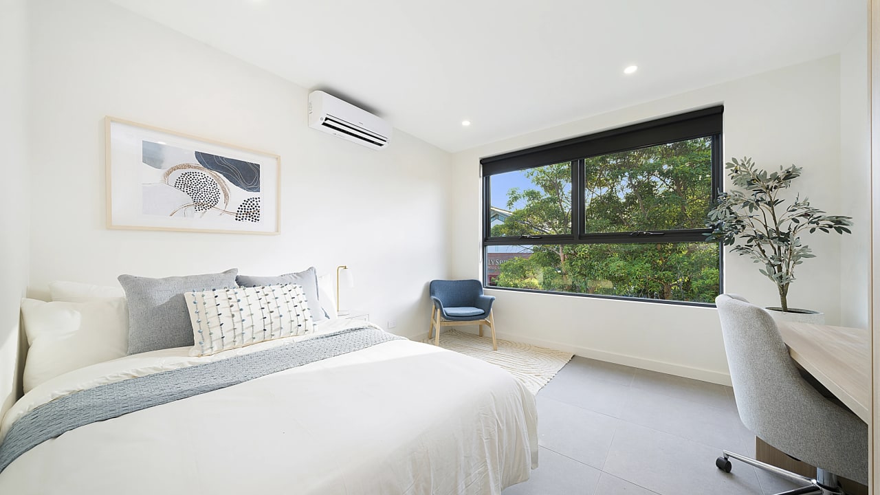 Room studio flat for rent