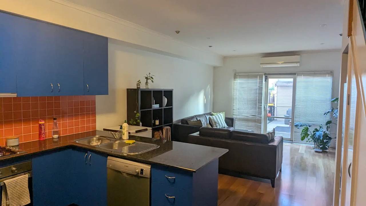 Unfurnished room with own bathroom