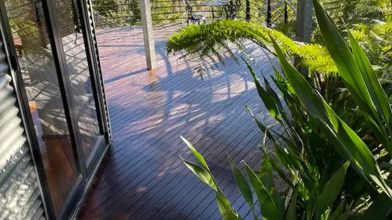 Furnished room studio flat for rent