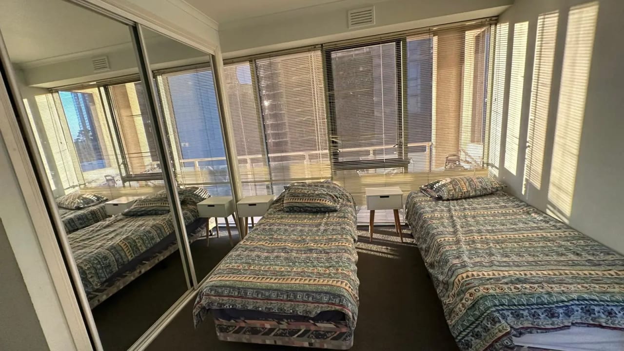 Furnished room in a flatshare