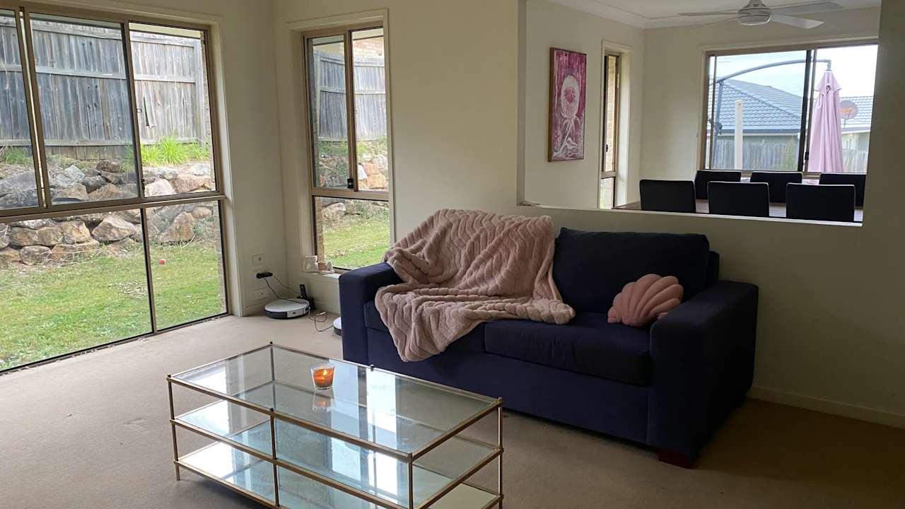 Whole property with 4 rooms for rent