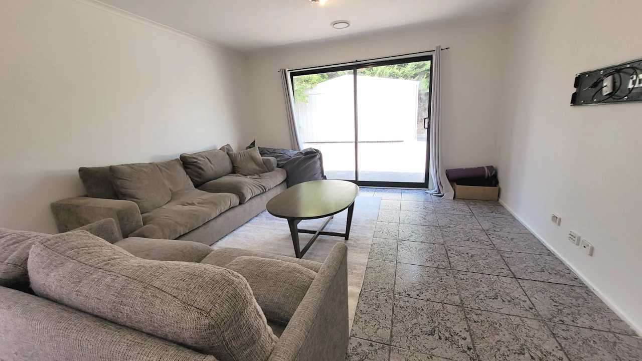 Room in a share house