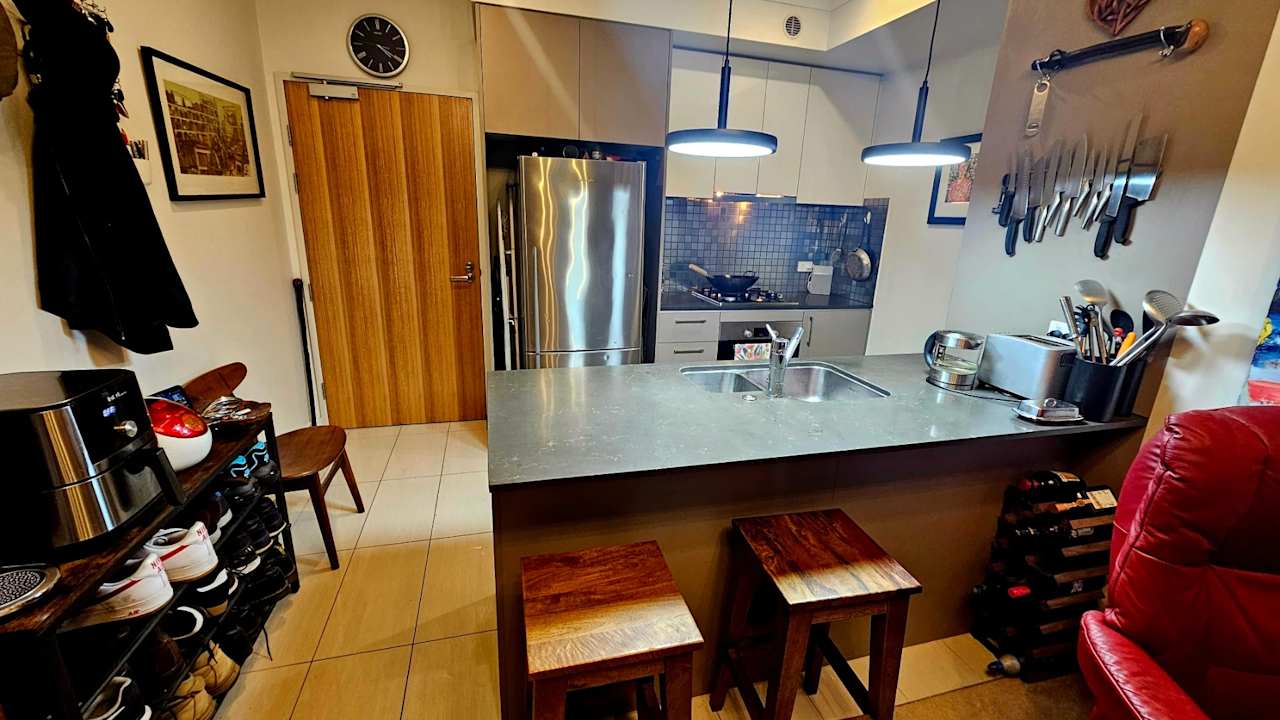 Unfurnished room in a flatshare