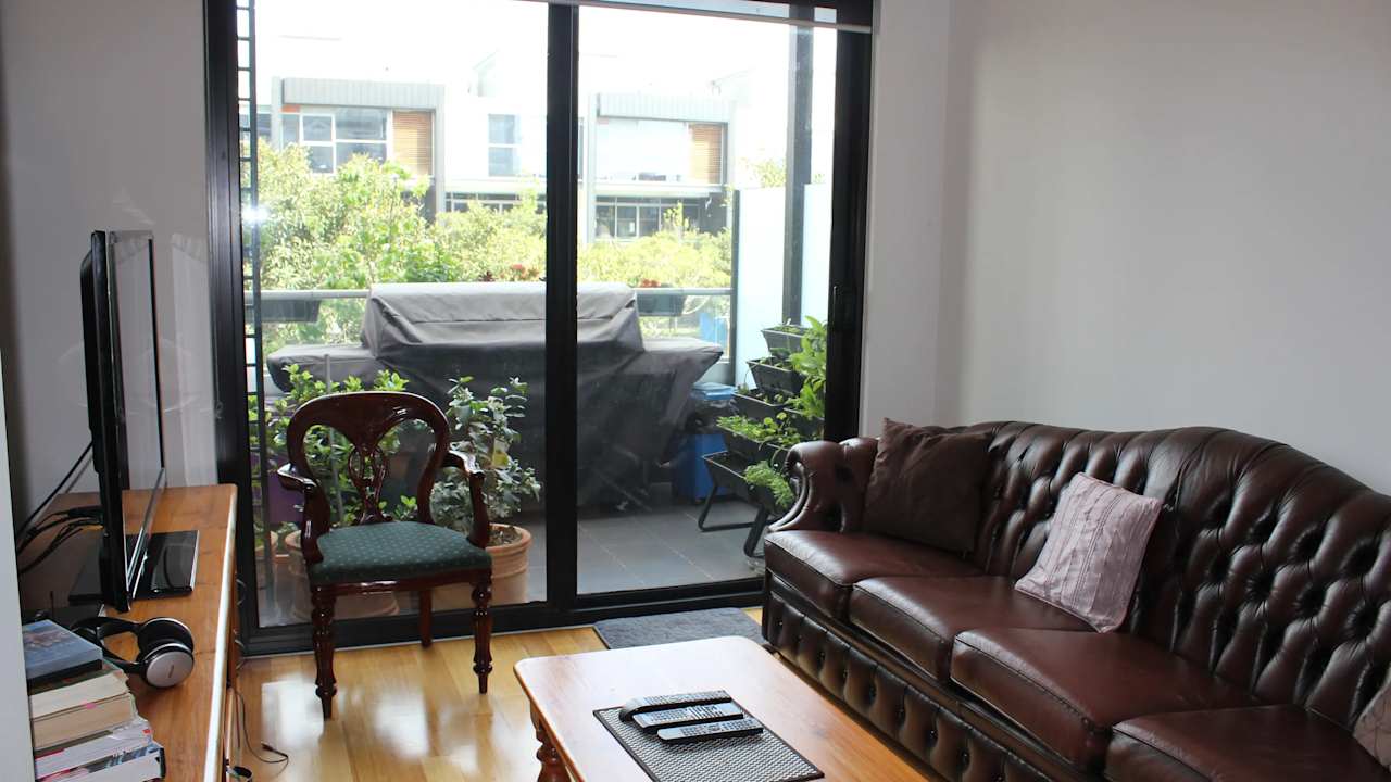 Furnished room with ensuite in a share house