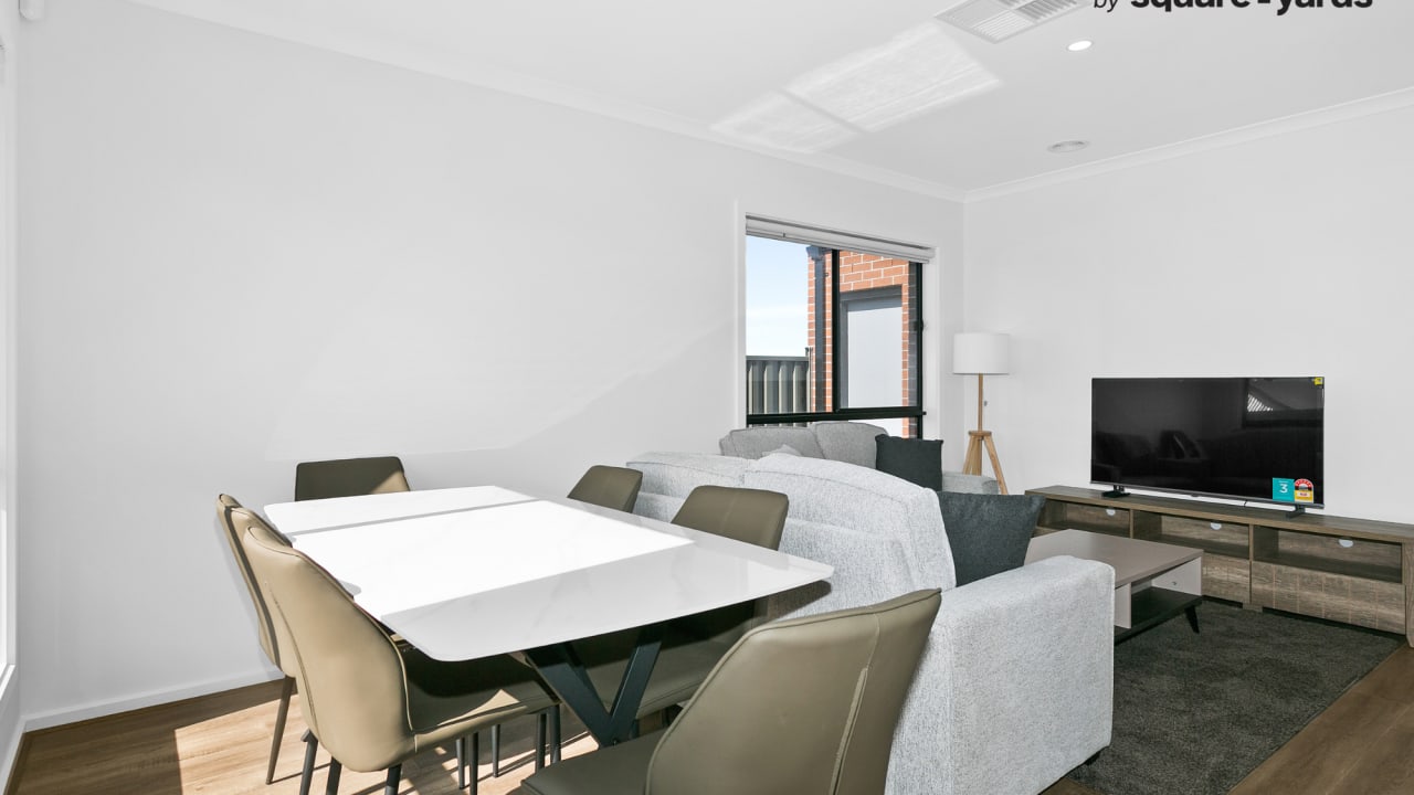 Furnished room with own bathroom