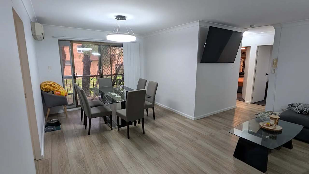 Furnished room in a flatshare