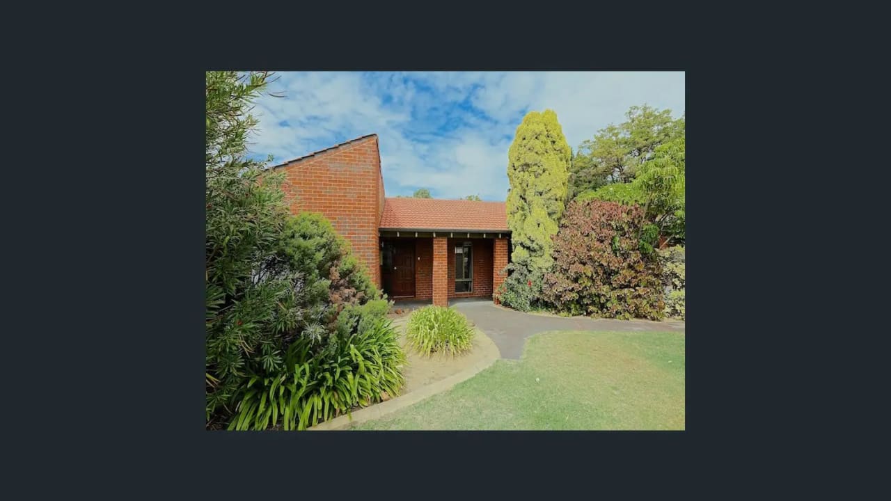 Furnished room in a share house