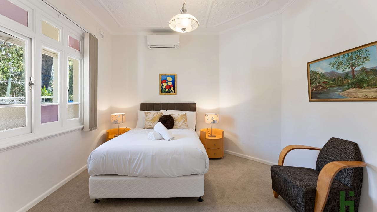 Furnished room in a share house