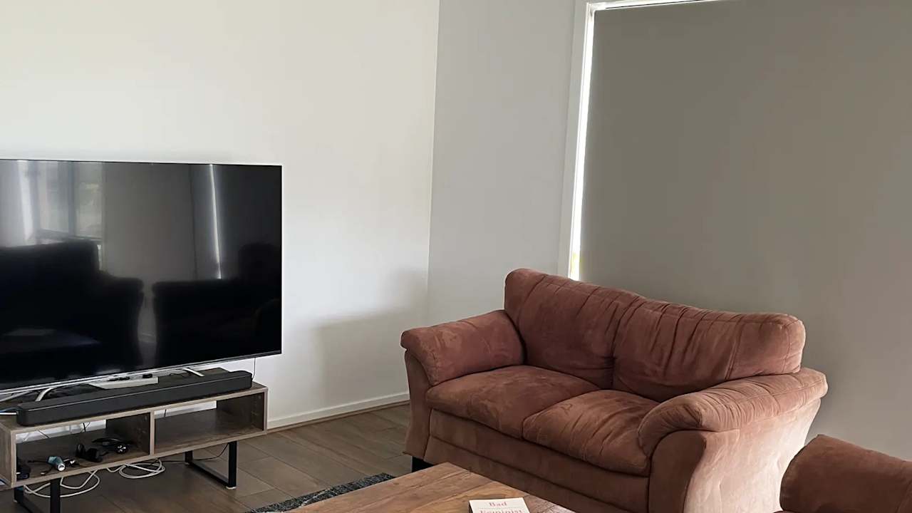 Furnished room with own bathroom