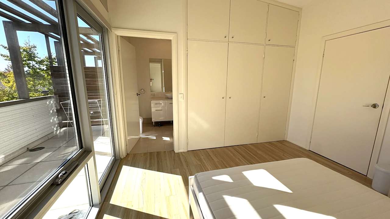 Furnished room with ensuite in a share house