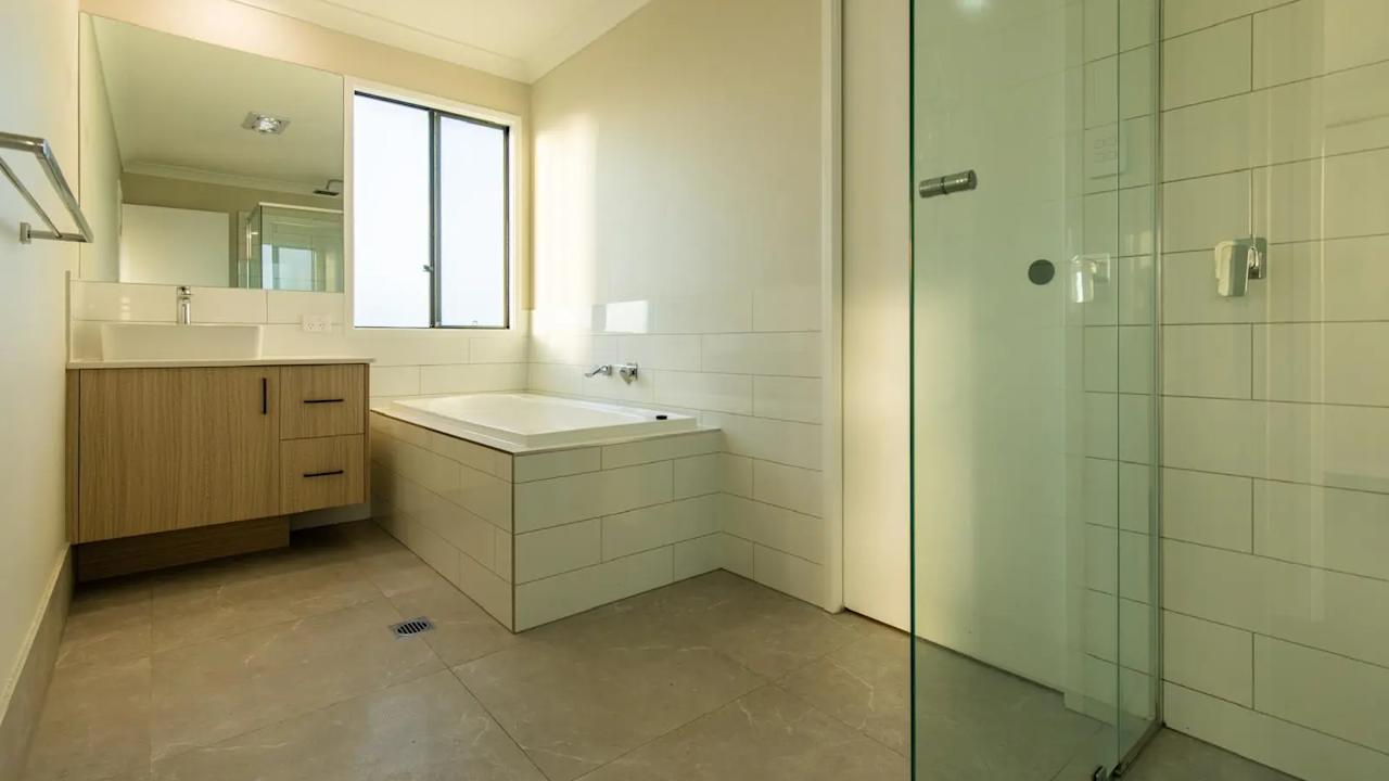 Furnished room with ensuite in a share house