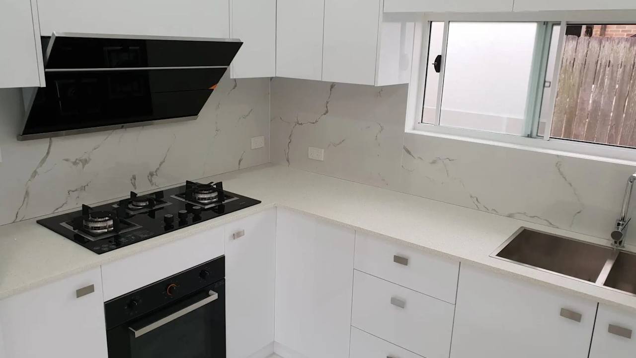 Unfurnished room granny flat for rent