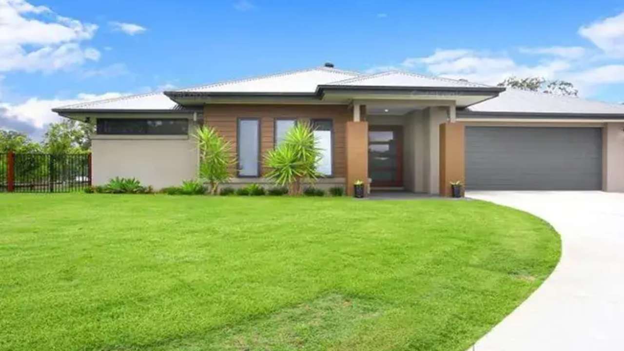 Unfurnished room with ensuite in a share house