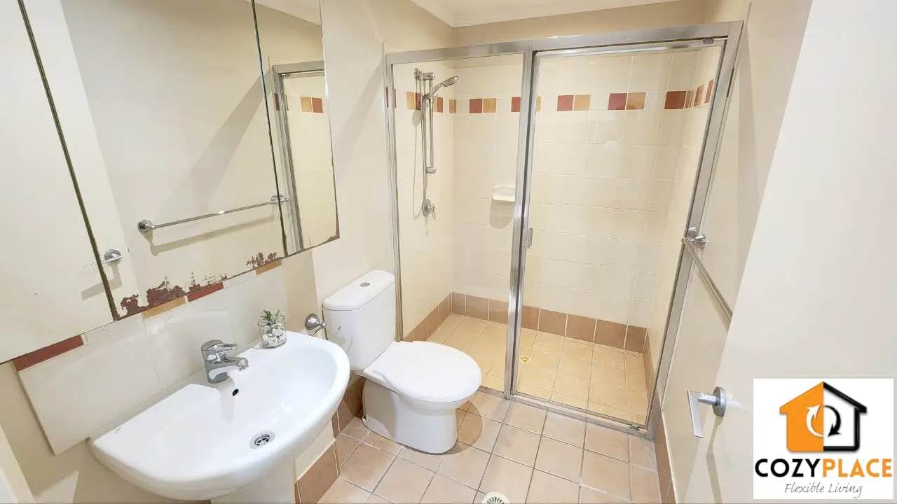 Furnished room with own bathroom