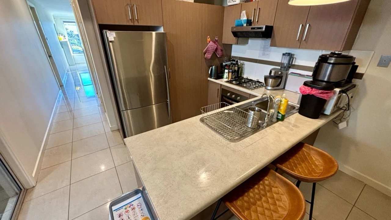 Unfurnished room with own bathroom