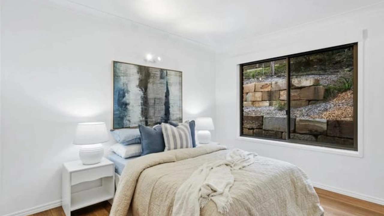 Furnished room with own bathroom