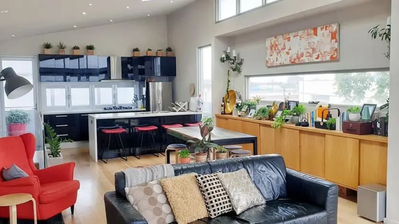 Room in a share house