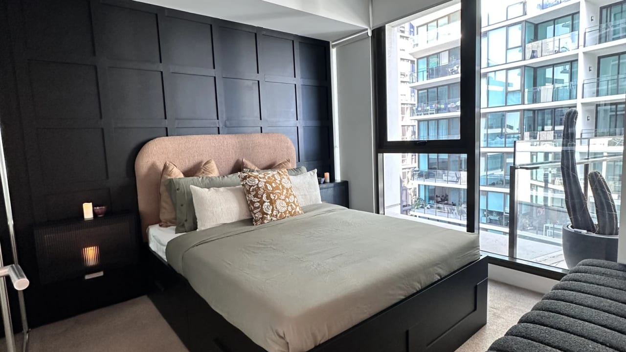 Furnished room in a flatshare
