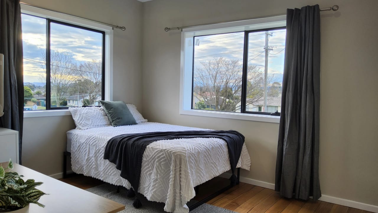 Furnished room with ensuite in a share house