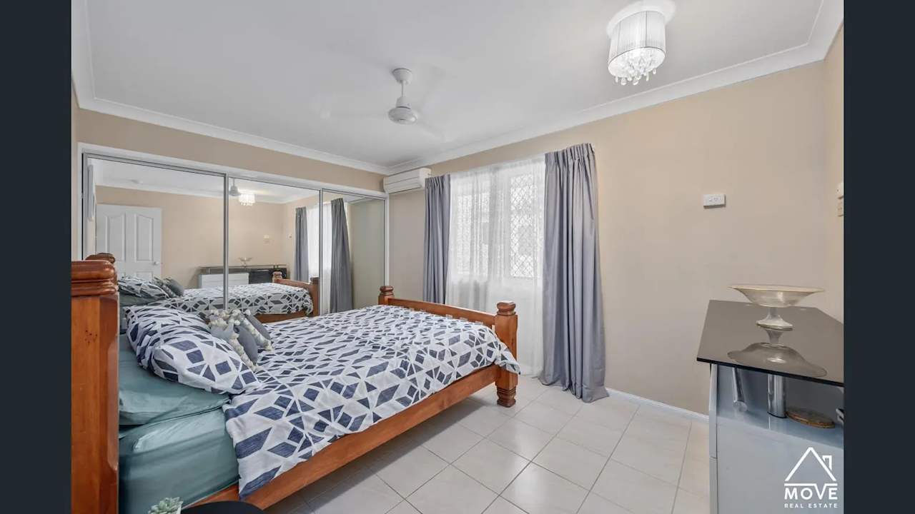 Furnished room in a share house