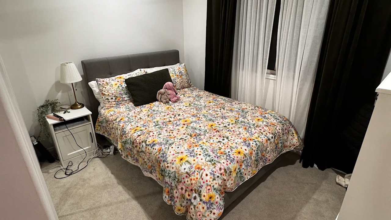 Unfurnished room with own bathroom