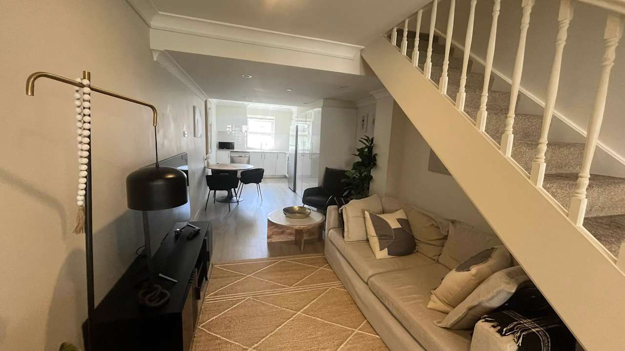 Whole property with 2 rooms for rent