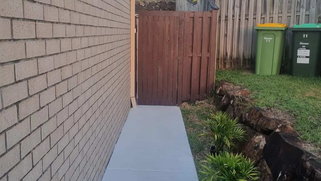 Unfurnished room granny flat for rent