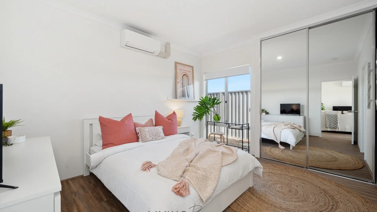 Furnished room with ensuite in a share house