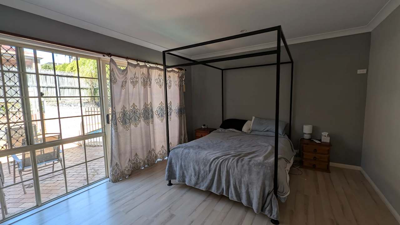 Room with ensuite in a share house