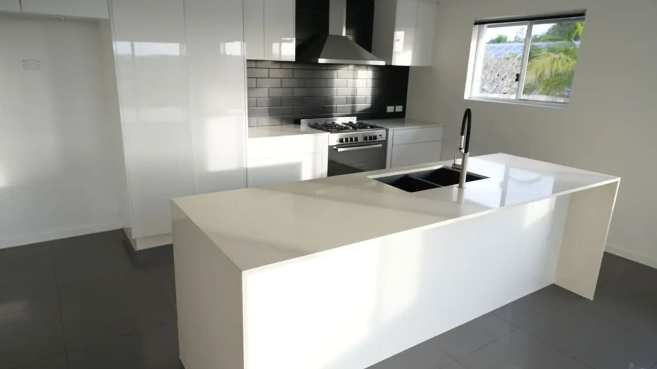 Room with ensuite in a share house