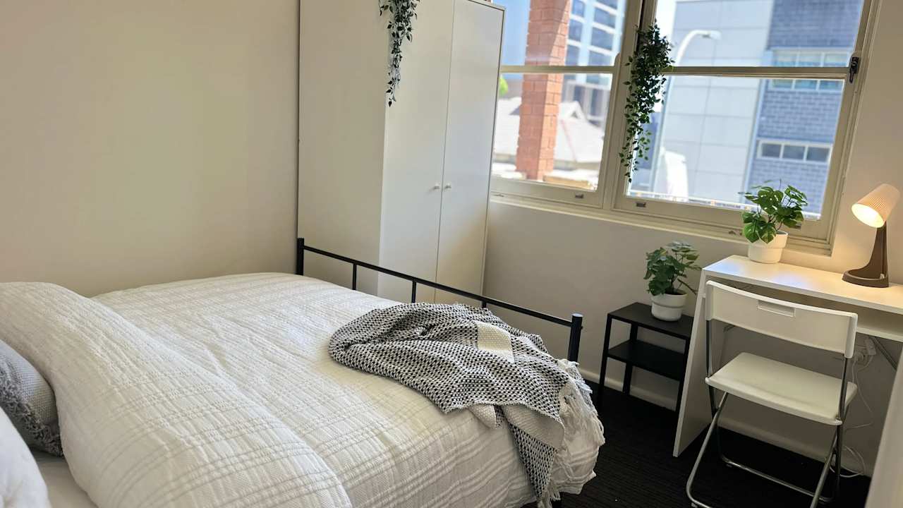 Furnished room in a share house