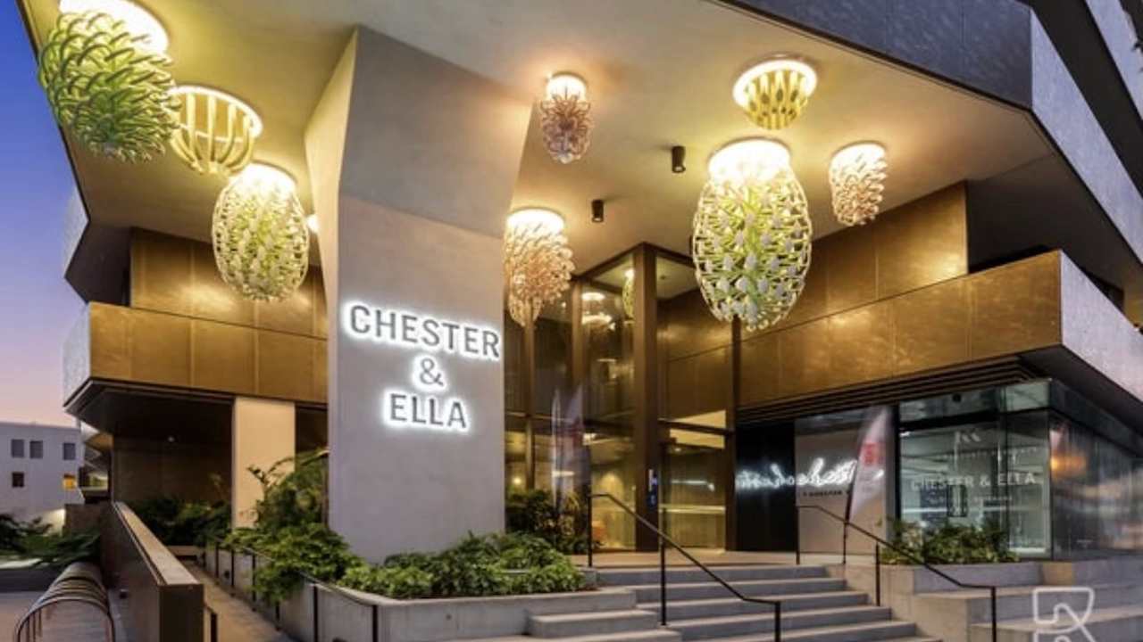 Unfurnished room with ensuite in a flatshare