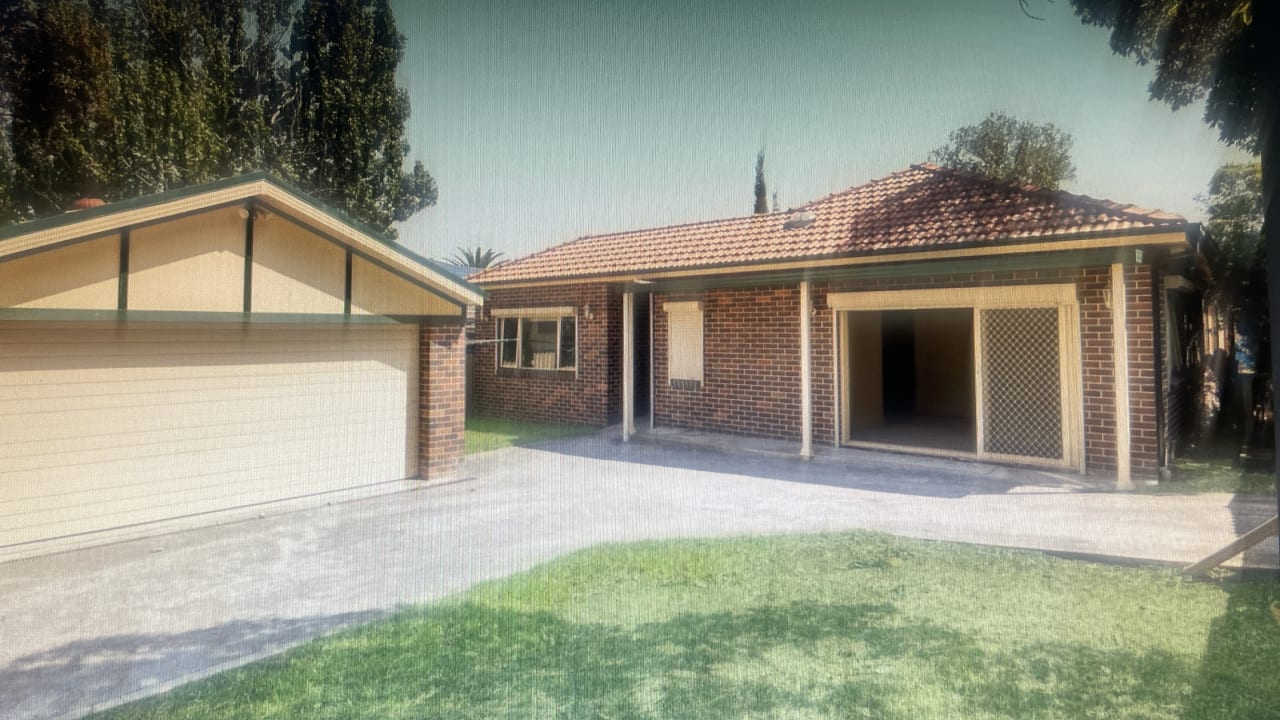 Whole property with 6 rooms for rent