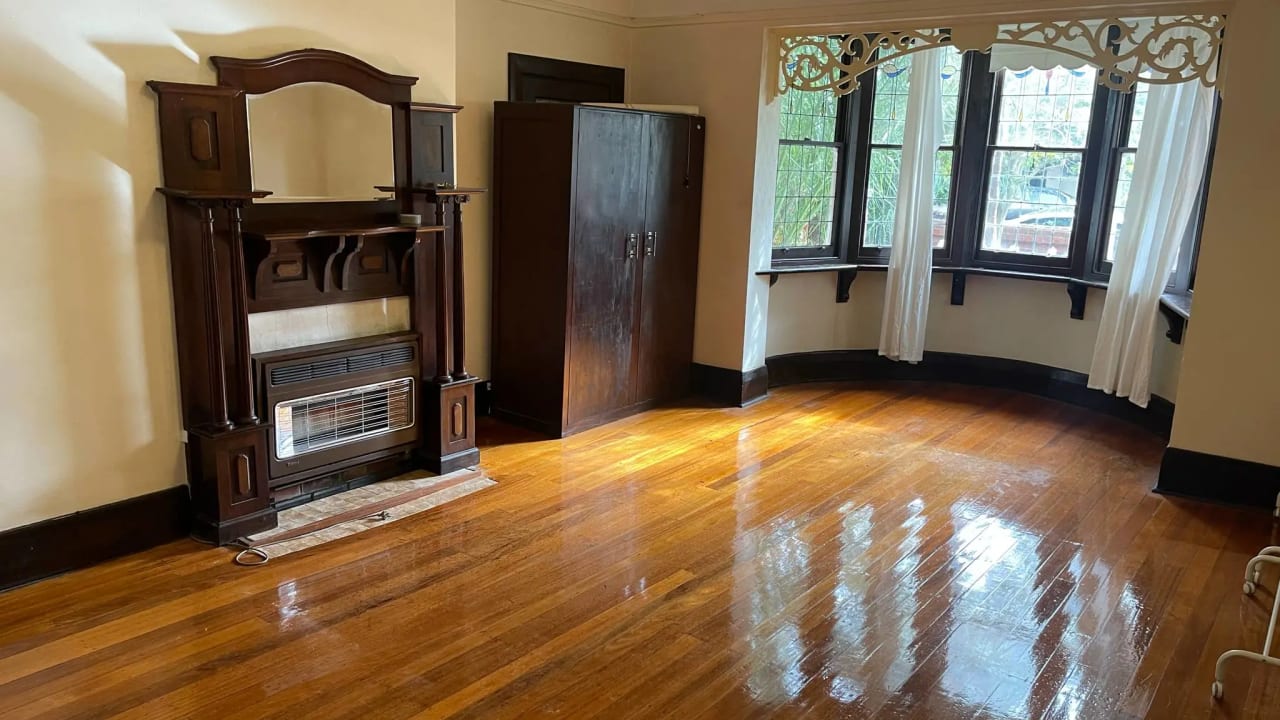 Unfurnished room in a share house